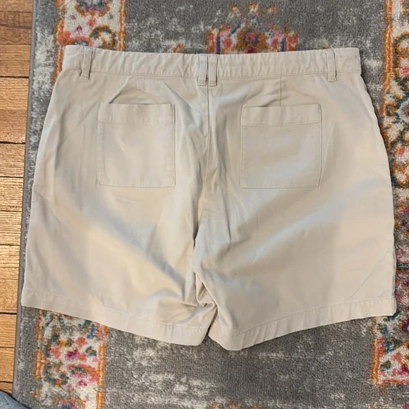 Garnet Hill Women's Cream Shorts - Picture 7 of 8